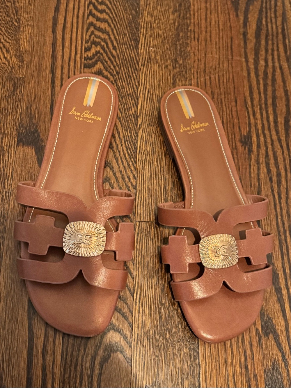 Sam Edelman Tan Leather Slide Sandals with Gold Medallions - size 7